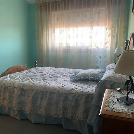 Agradable Casa De Piedra Con Aparcamiento Y Jardin Pontevedra